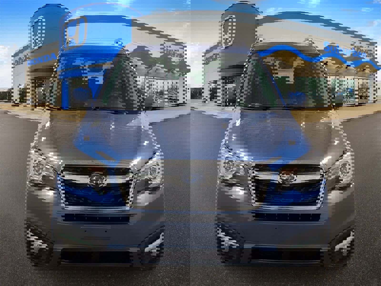 Used 2017 Subaru Forester 2.5i Touring image 3