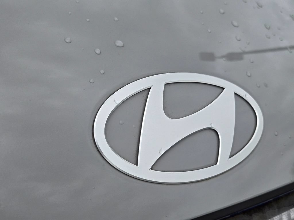 Used 2024 Hyundai Kona SEL FWD image 5