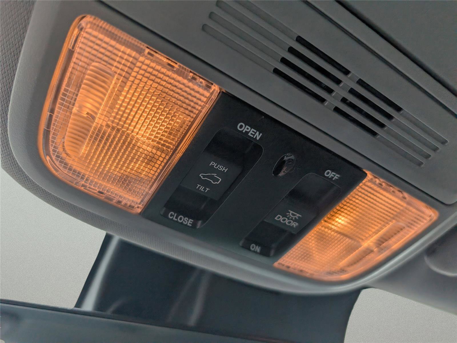 Used 2022 Honda Pilot Special Edition image 24