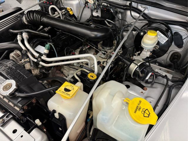 Used 2005 Jeep Wrangler Unlimited image 33