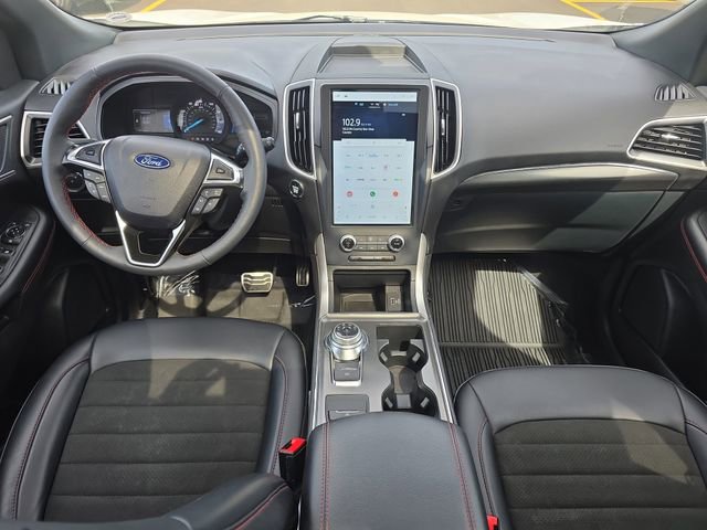 Certified 2024 Ford Edge ST-Line AWD/4WD image 32
