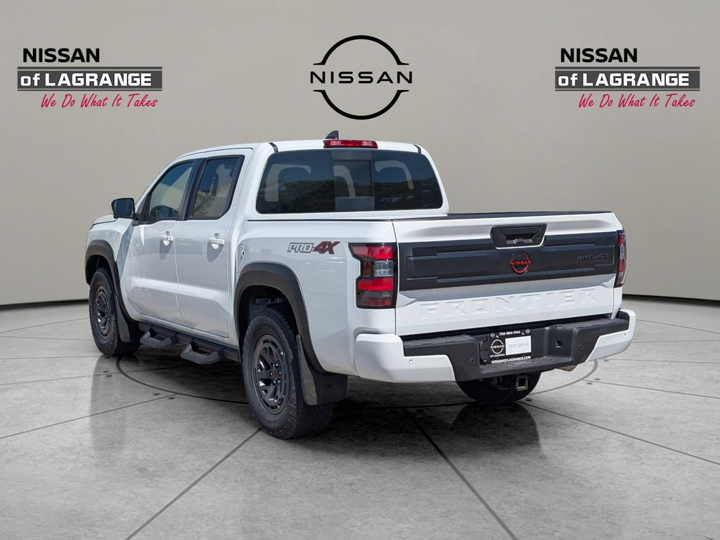 Used 2025 Nissan Frontier PRO-4X w/ Pro Convenience Package AWD/4WD image 12