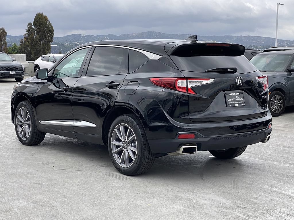 Used 2023 Acura RDX FWD w/ Technology Package image 6