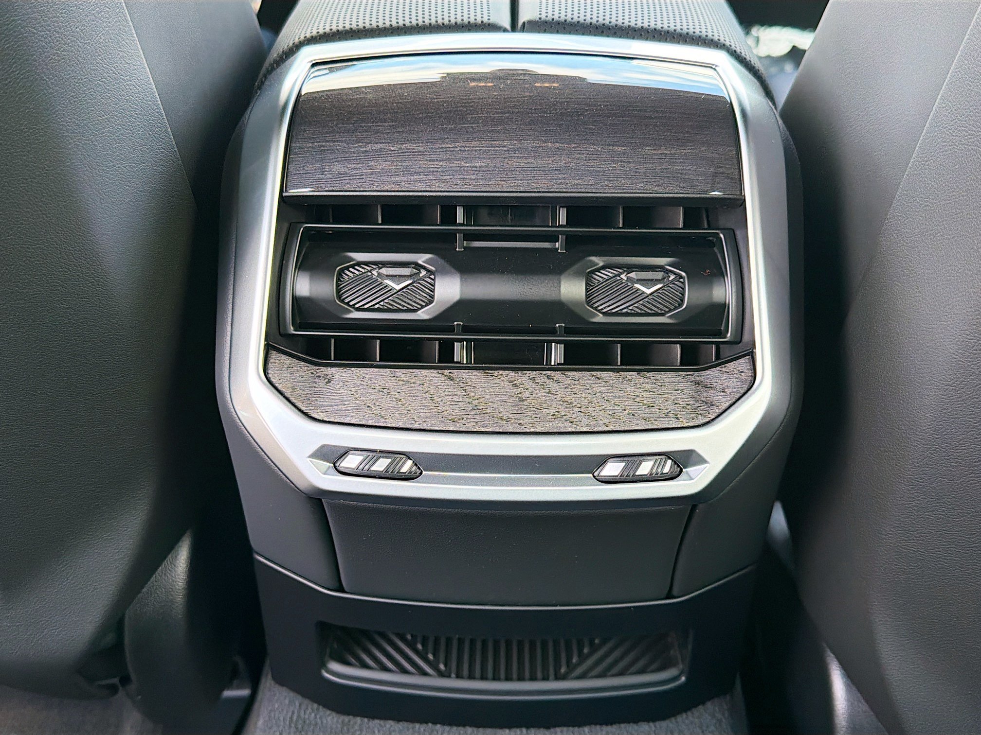 New 2026 BMW 760i xDrive AWD/4WD image 19