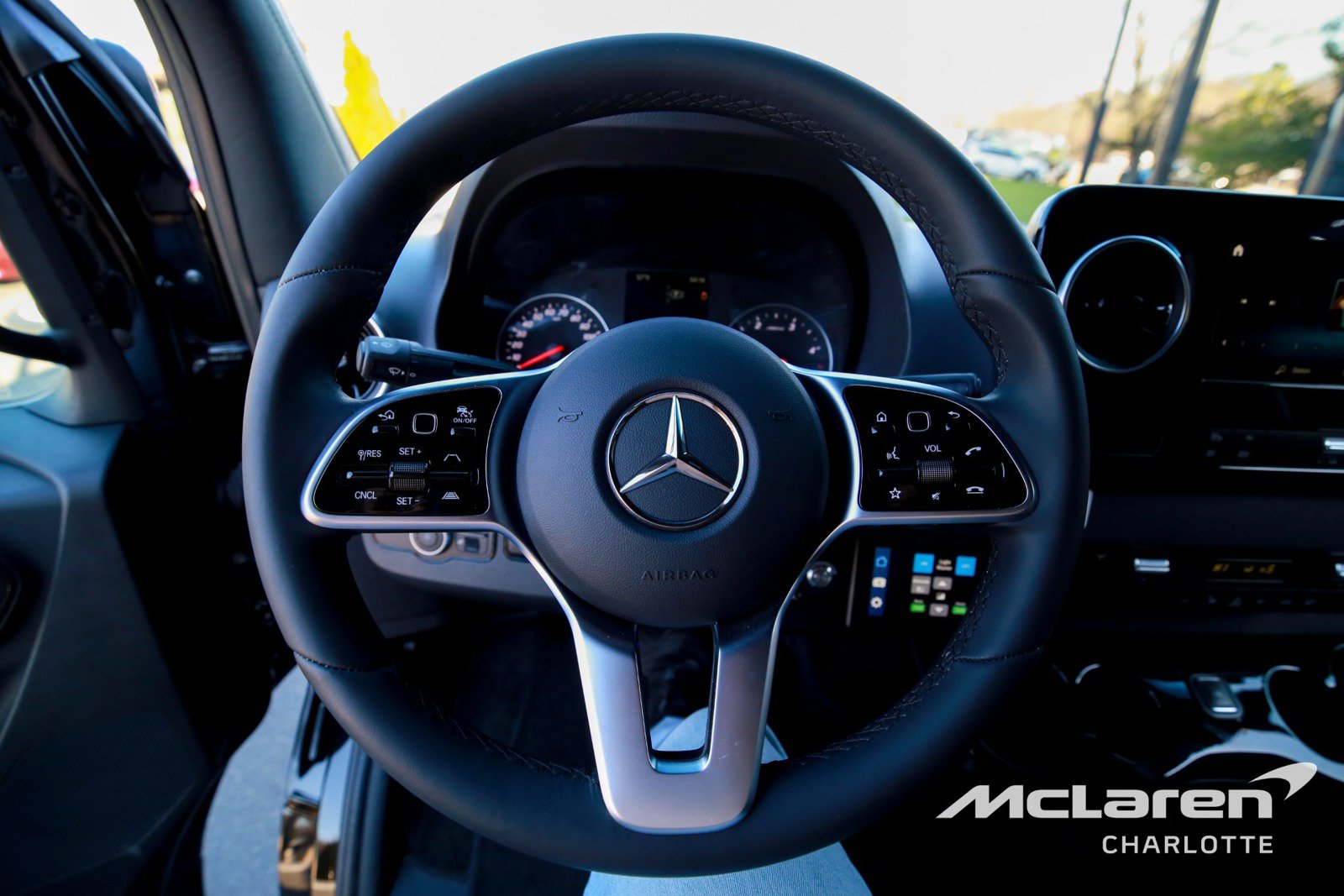 Used 2024 Mercedes-Benz Sprinter 3500 image 13