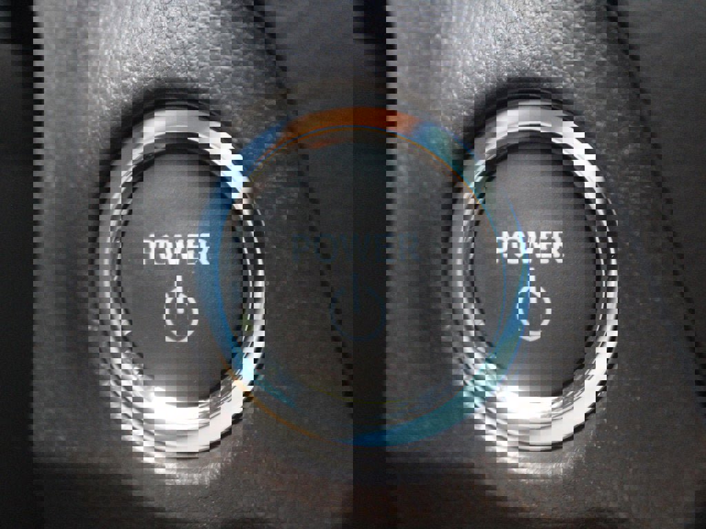 Used 2025 Toyota RAV4 XSE image 28