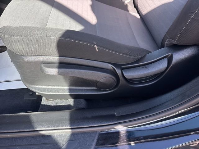 Used 2018 Kia Forte S FWD image 12