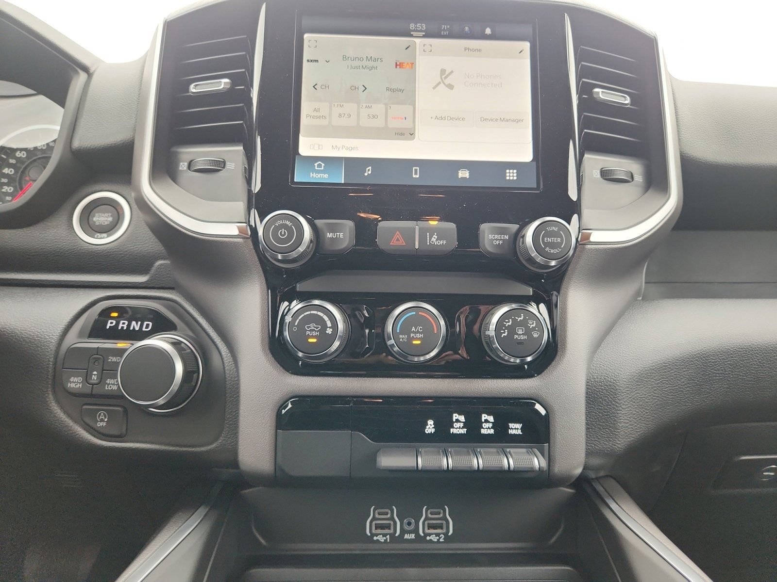 New 2026 RAM 1500 Express AWD/4WD image 14
