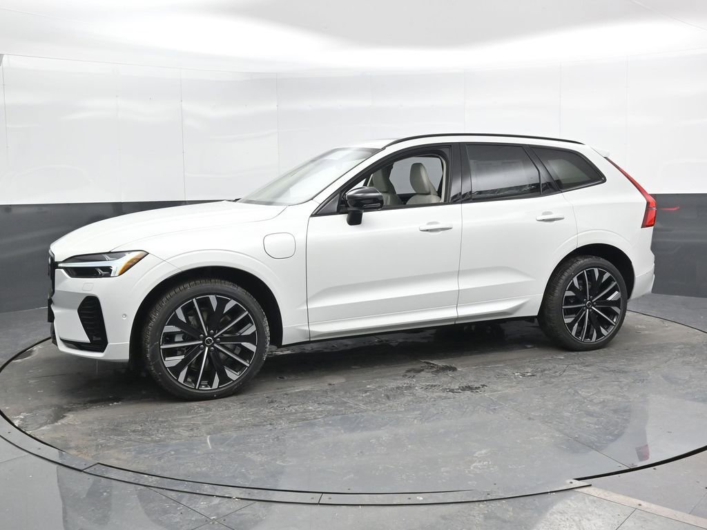 New 2026 Volvo XC60 T8 Ultra w/ Climate Package image 6