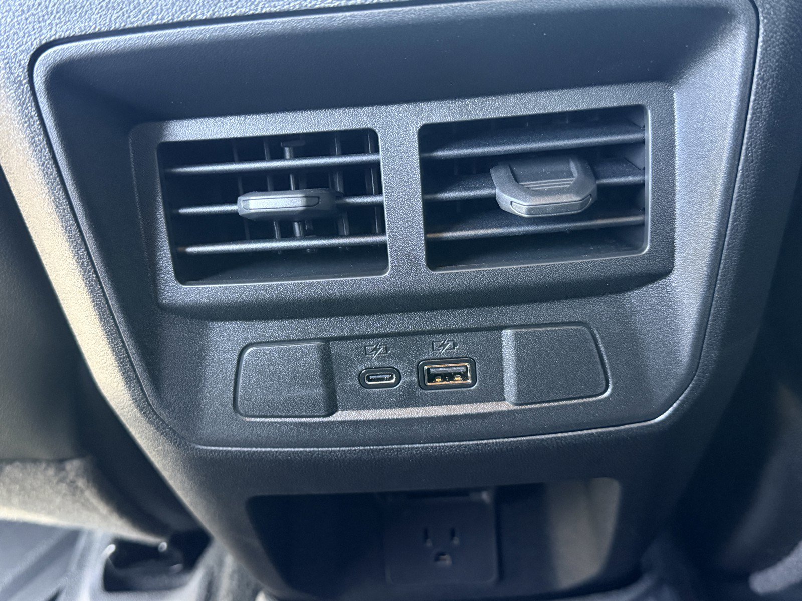 Used 2026 GMC Canyon AT4X AWD/4WD image 15