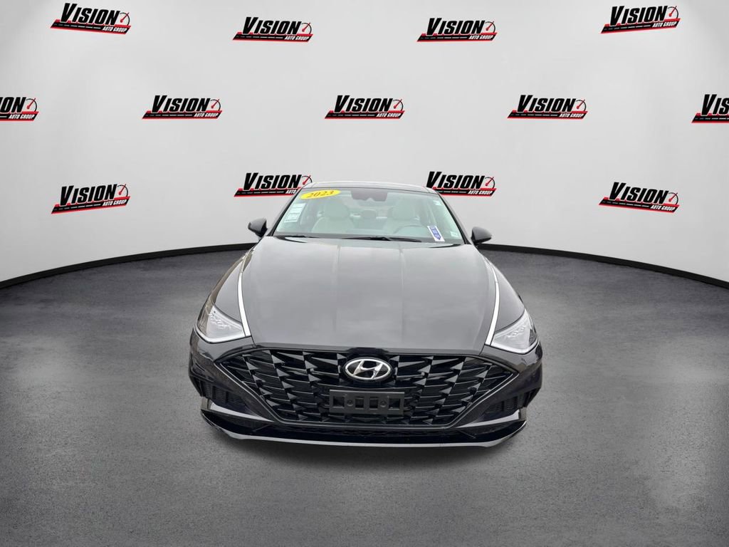 Used 2023 Hyundai Sonata SEL w/ Convenience Package image 2