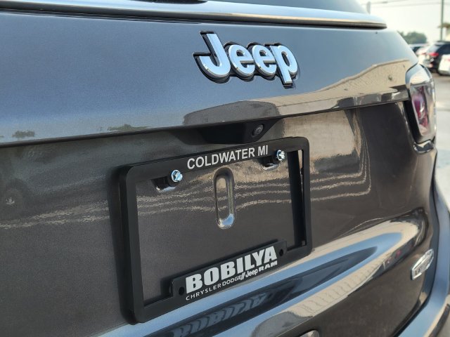 Used 2023 Jeep Compass Latitude AWD/4WD image 34