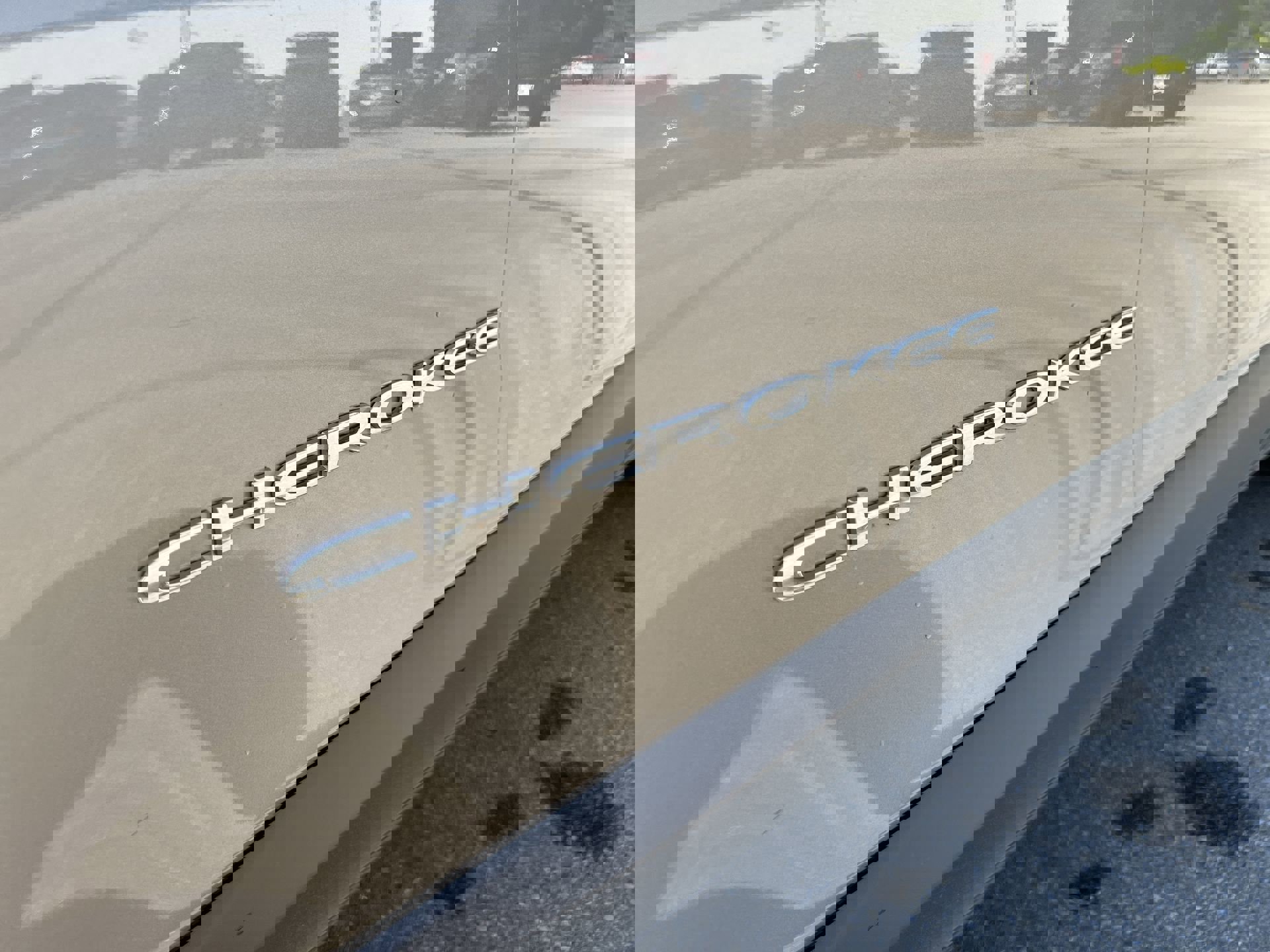 Used 2021 Jeep Cherokee Latitude Plus w/ Sun & Sound Group image 30