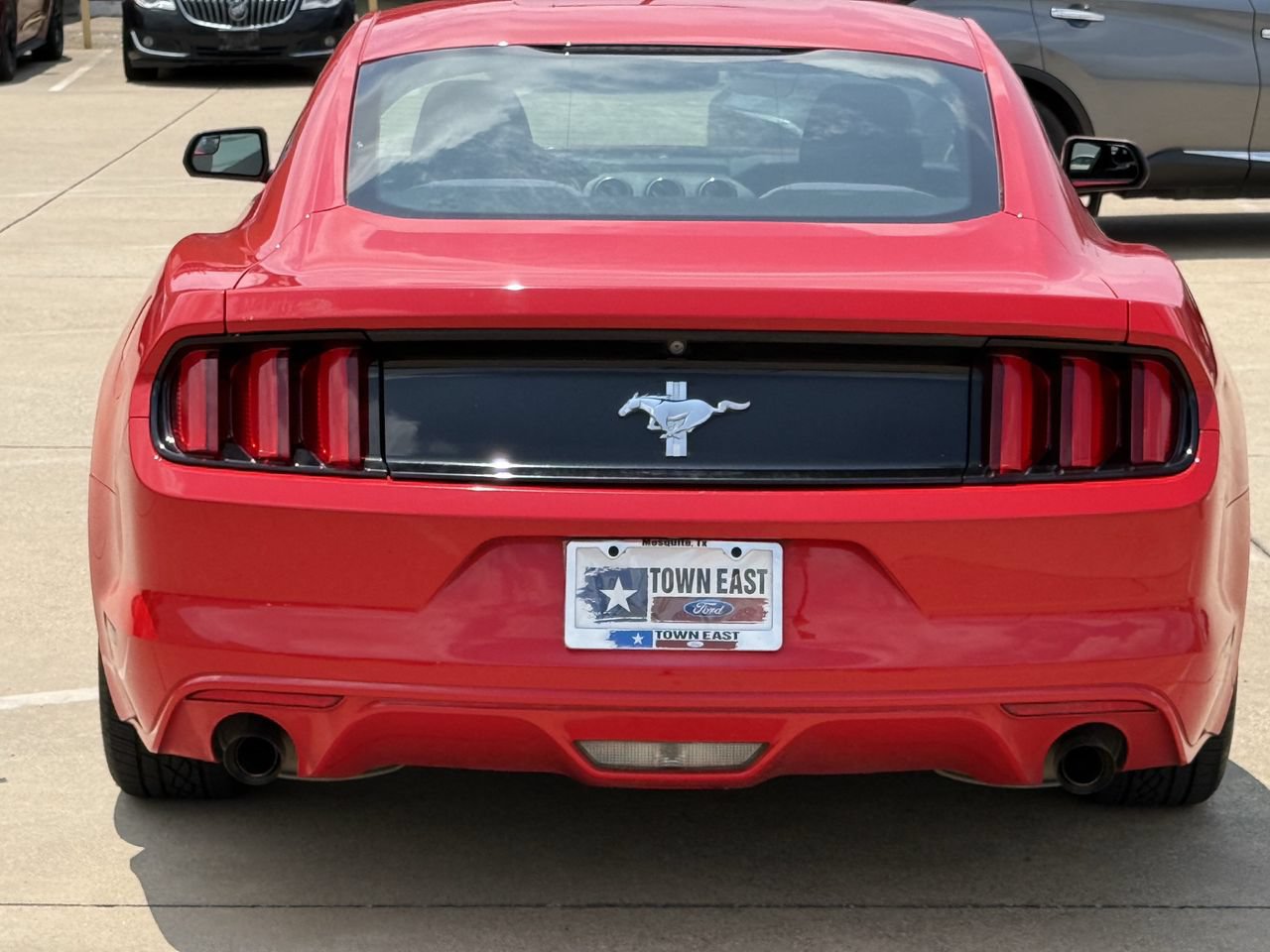 Certified 2017 Ford Mustang Coupe RWD image 6
