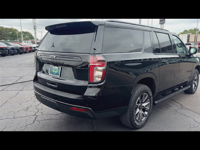 Certified 2024 Chevrolet Suburban Z71 AWD/4WD image 8