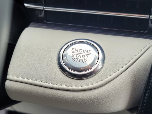 New 2026 Lincoln Nautilus Reserve w/ Jet Appearance Package image 23