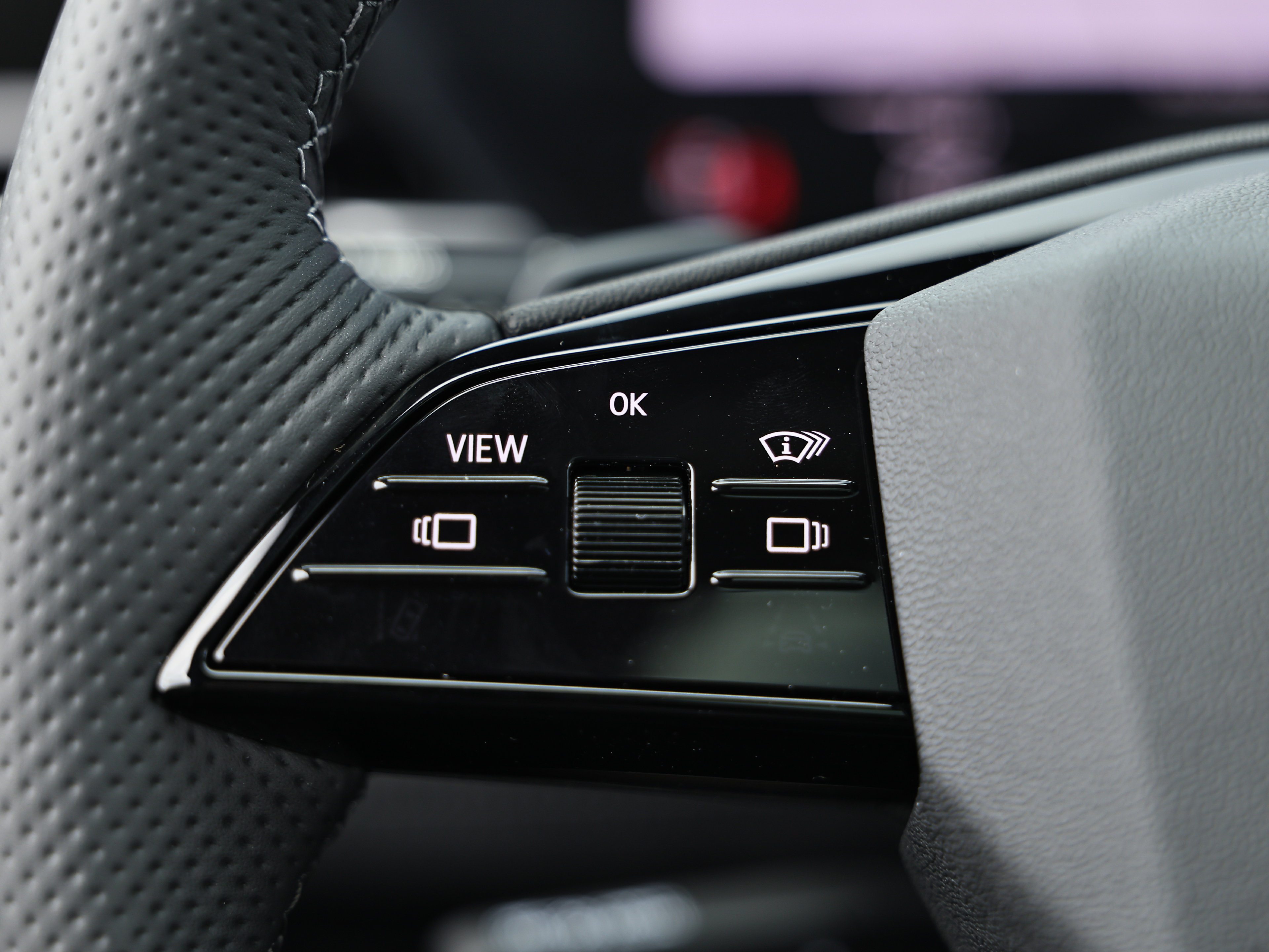New 2027 Audi SQ6 e-tron Premium Plus AWD/4WD image 35
