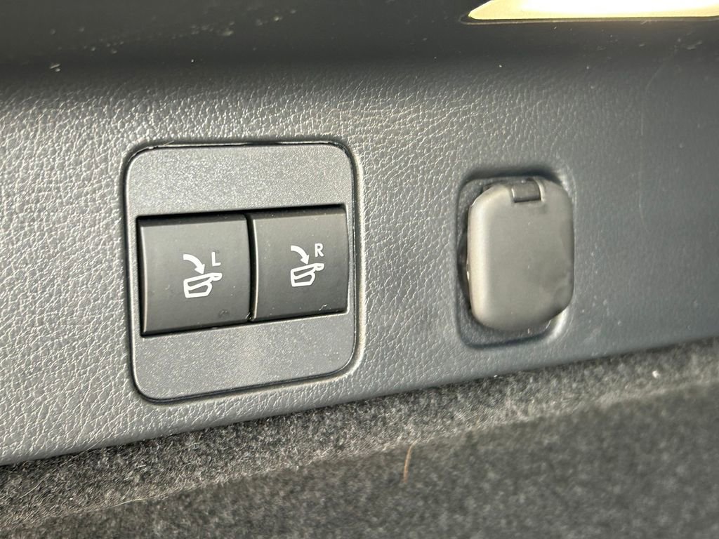Used 2025 Lexus RX 350 Premium w/ Accessory Package FWD image 15