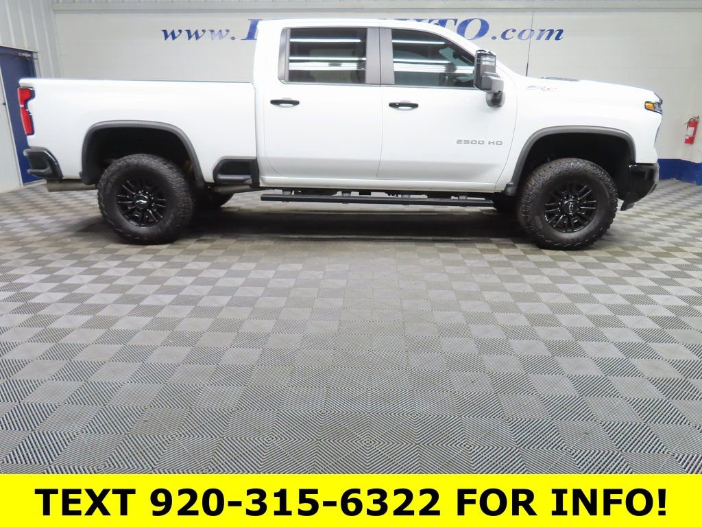 Used 2025 Chevrolet Silverado 2500 ZR2 w/ Technology Package video 2