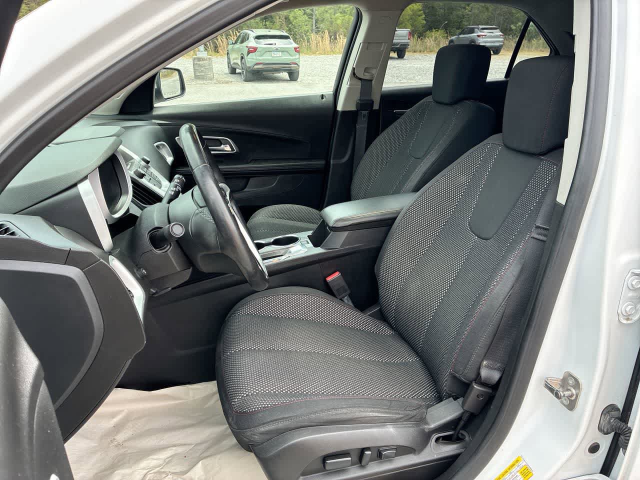 Used 2017 Chevrolet Equinox LT w/ Convenience Package AWD/4WD image 18