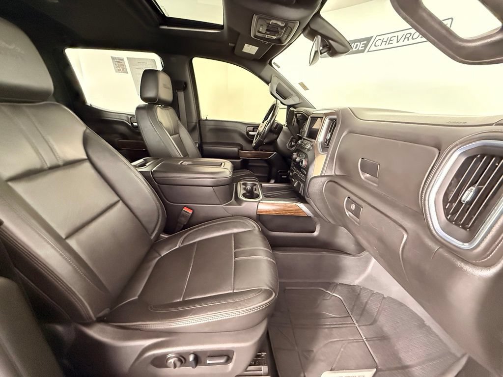 Used 2022 Chevrolet Silverado 1500 High Country AWD/4WD image 25