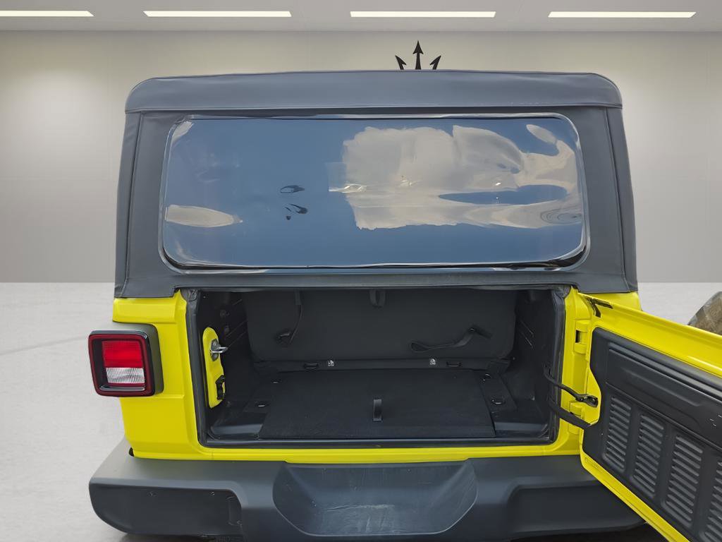 Used 2023 Jeep Wrangler Willys image 29