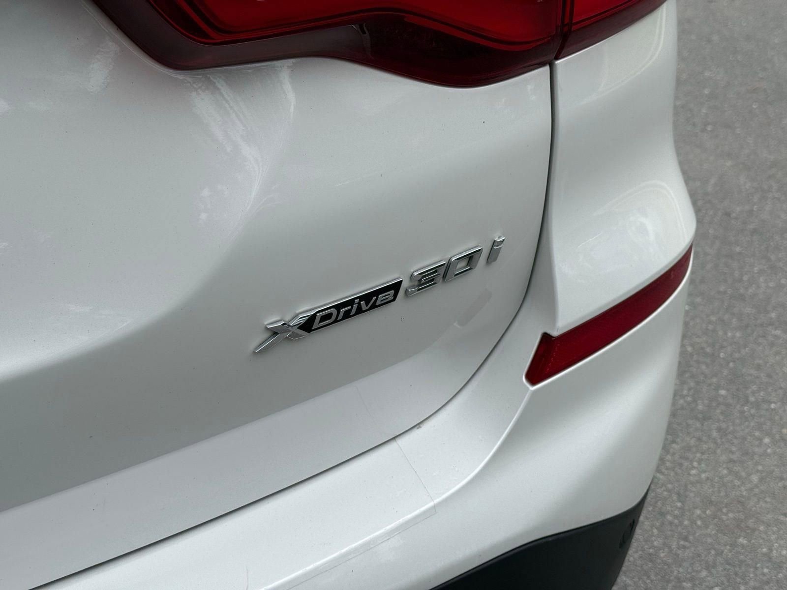 Used 2019 BMW X3 xDrive30i w/ Executive Package AWD/4WD image 12