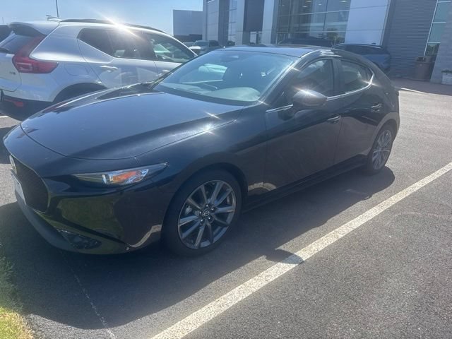 Used 2024 MAZDA MAZDA3 s FWD image 1