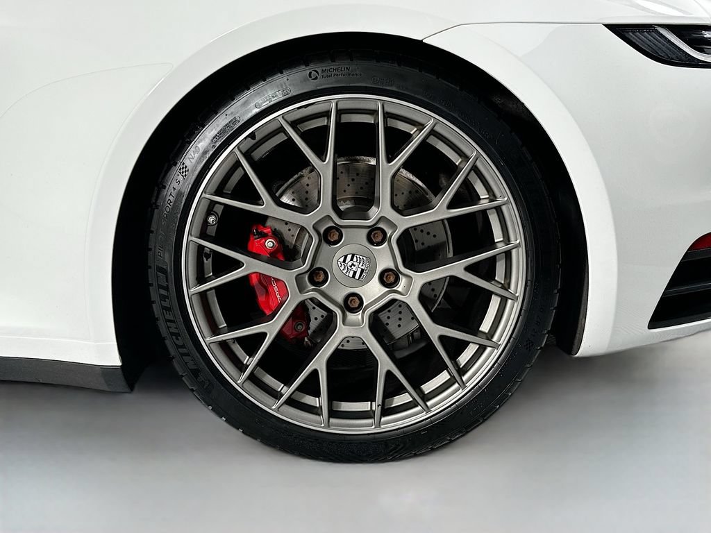 Certified 2023 Porsche 911 Carrera 4S AWD/4WD image 30