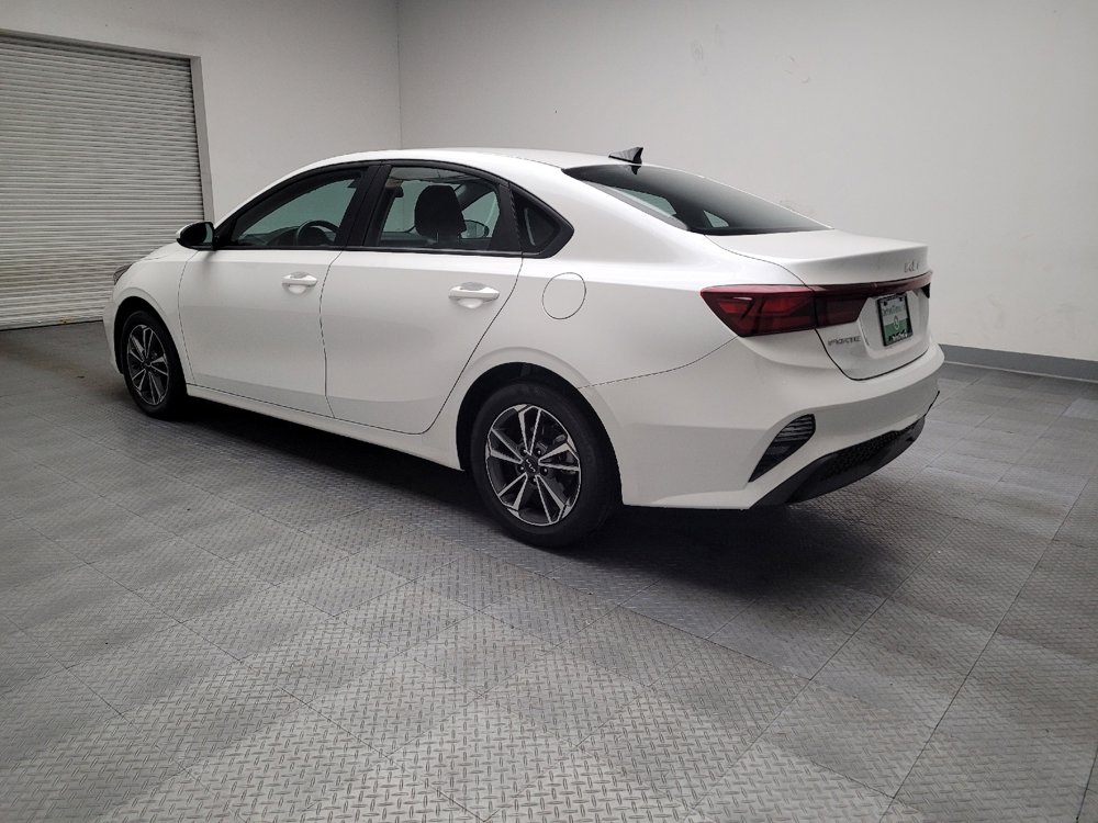 Used 2024 Kia Forte LXS image 3