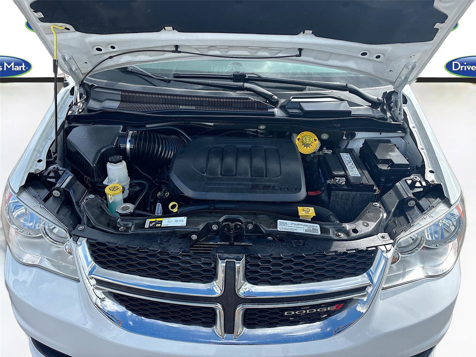 Used 2019 Dodge Grand Caravan SE FWD image 30