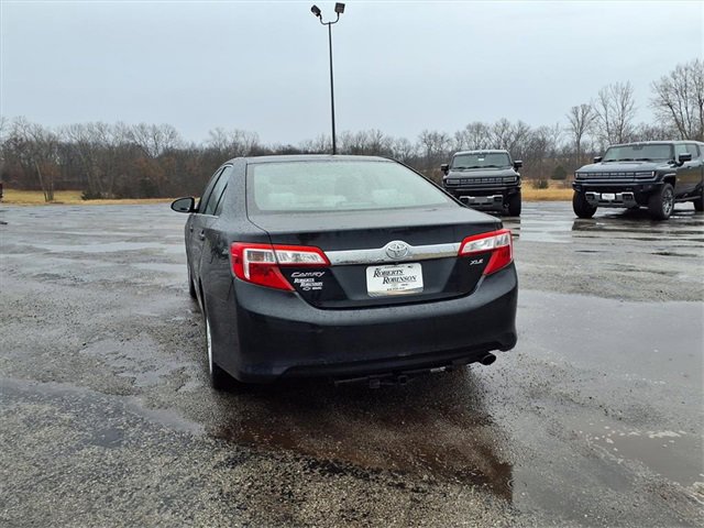 Used 2012 Toyota Camry XLE image 18
