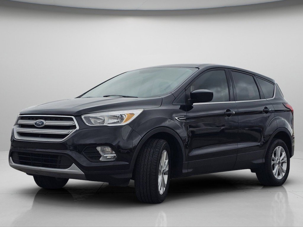 Used 2019 Ford Escape SE image 17