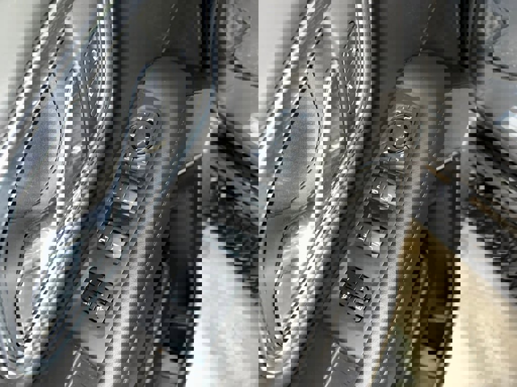 Certified 2024 Chevrolet Tahoe Z71 w/ Luxury Package image 9