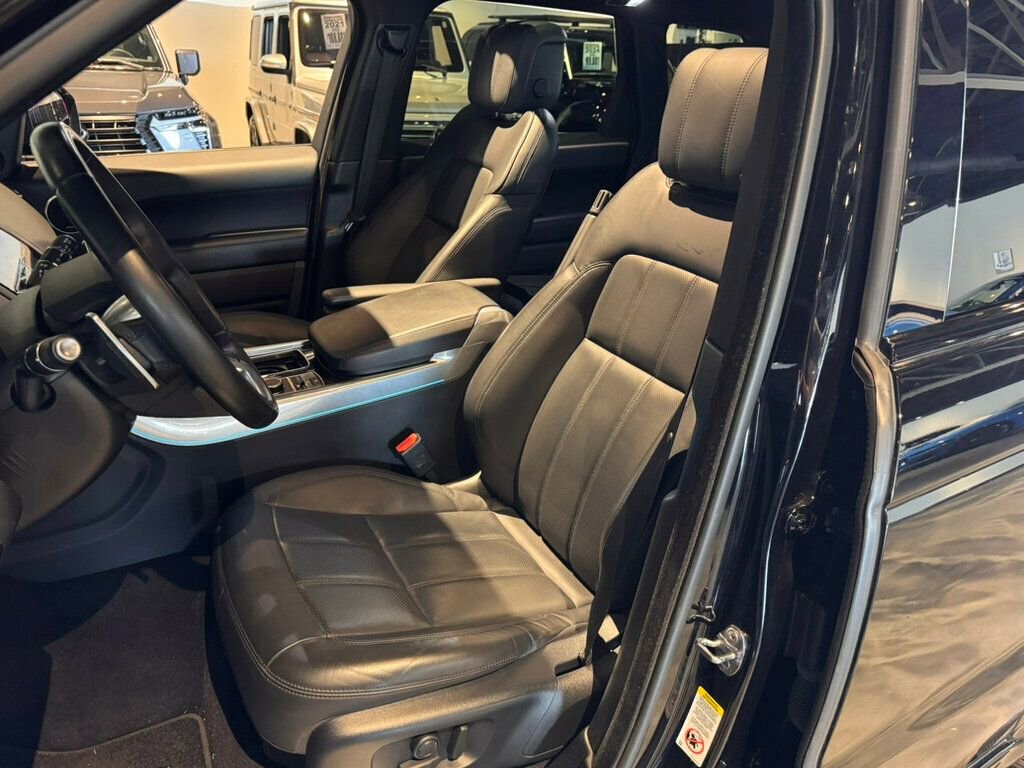 Used 2020 Land Rover Range Rover Sport HSE Dynamic image 9