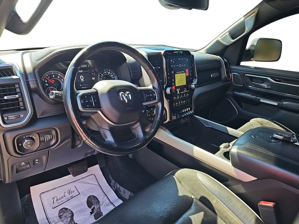 Used 2019 RAM 1500 Laramie AWD/4WD image 16