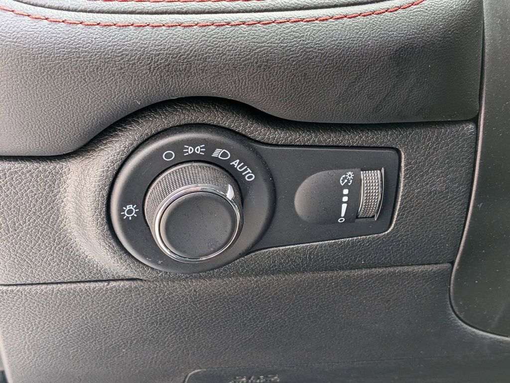 Certified 2023 Dodge Durango GT image 15