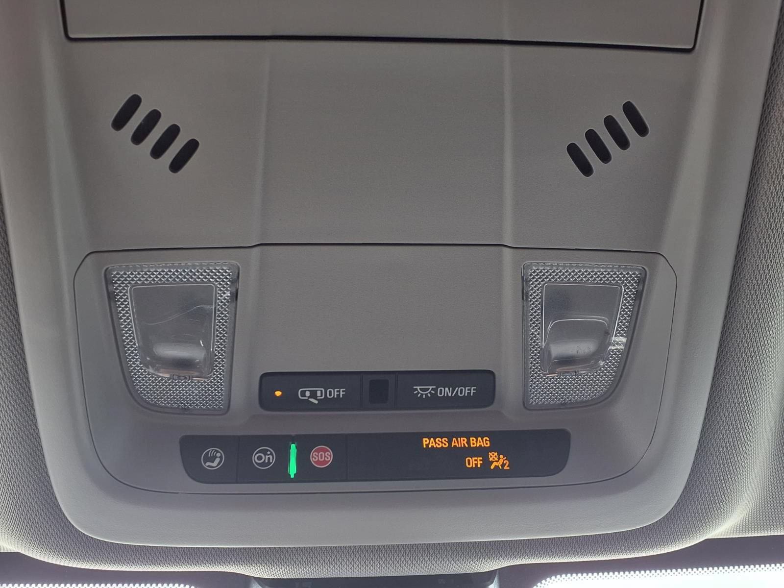 Used 2025 Chevrolet Blazer LT AWD/4WD image 7