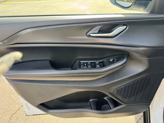 Certified 2023 Jeep Grand Cherokee Laredo image 14