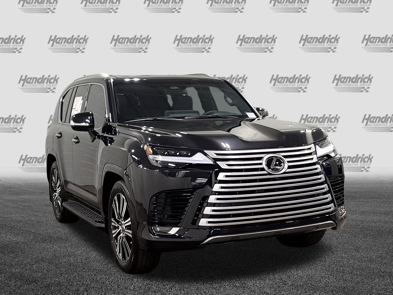 New 2026 Lexus LX 700h Luxury image 2