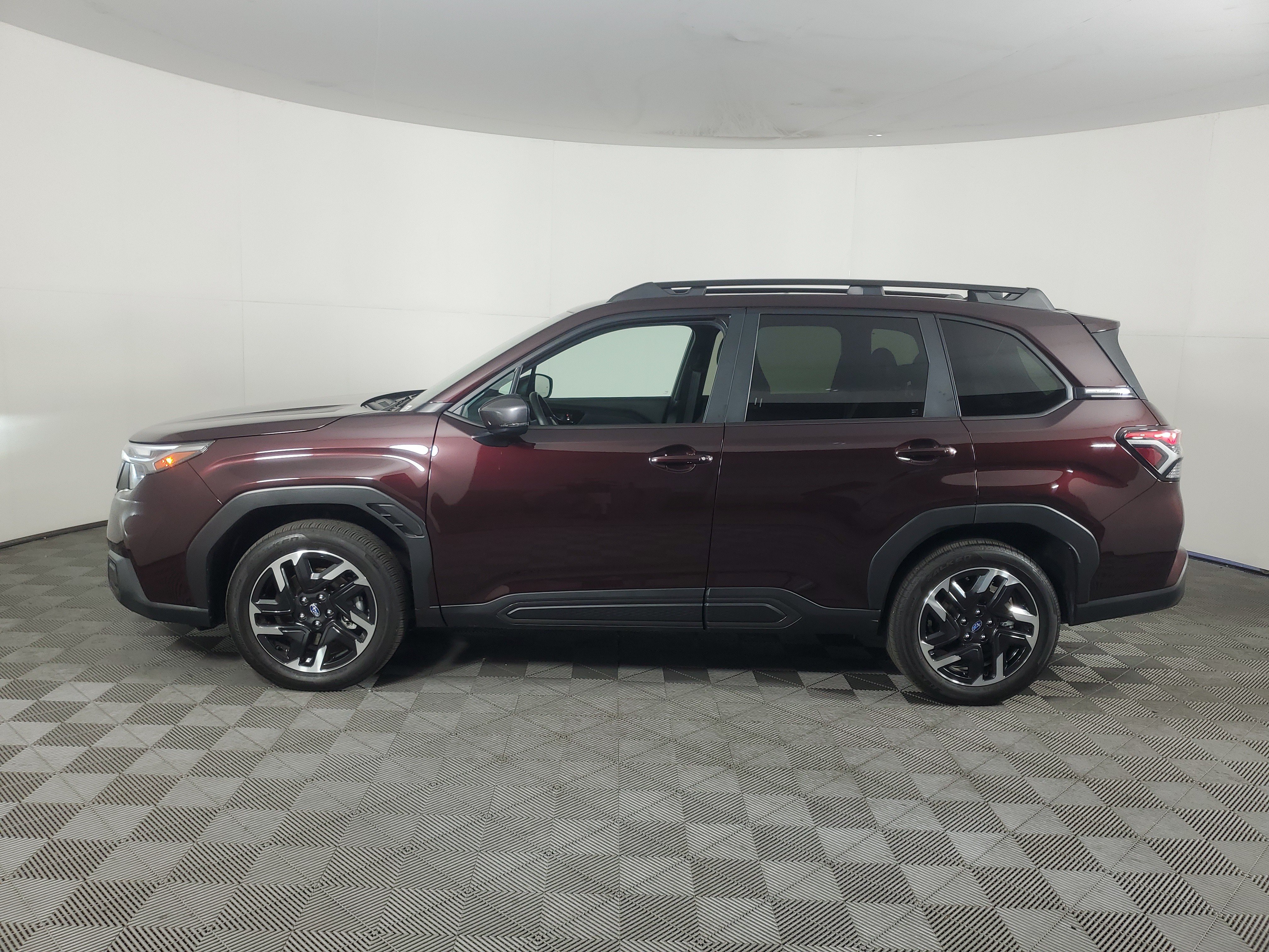 Used 2026 Subaru Forester Limited AWD/4WD image 7