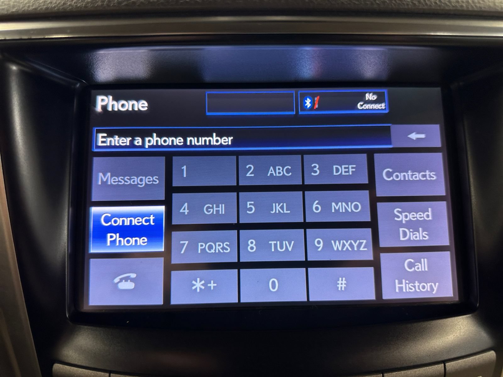 Used 2013 Lexus LX 570 4WD w/ Luxury Pkg image 34