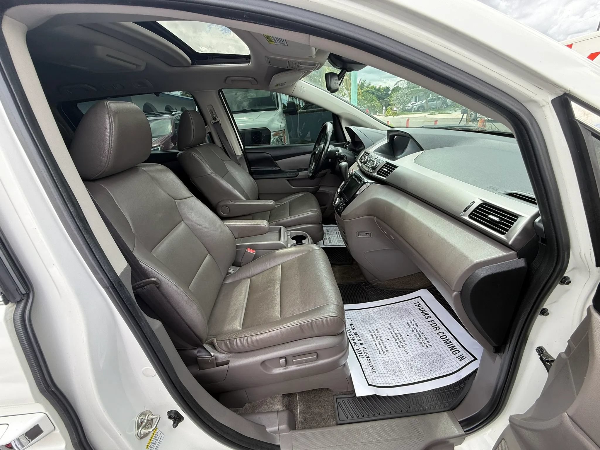 Used 2015 Honda Odyssey EX-L image 23
