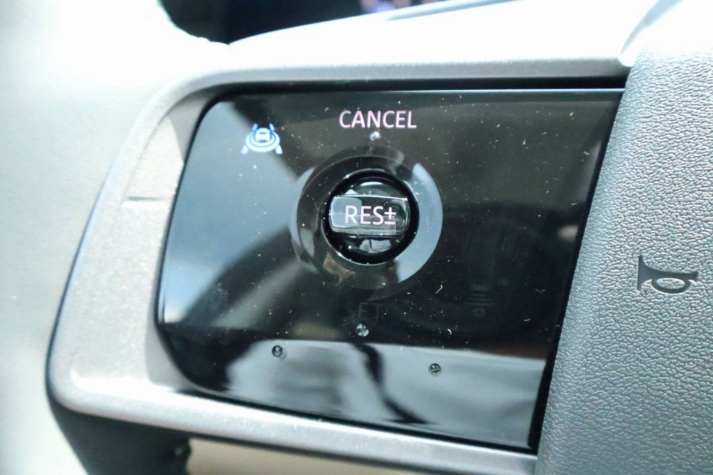 New 2025 Nissan Murano SL image 11