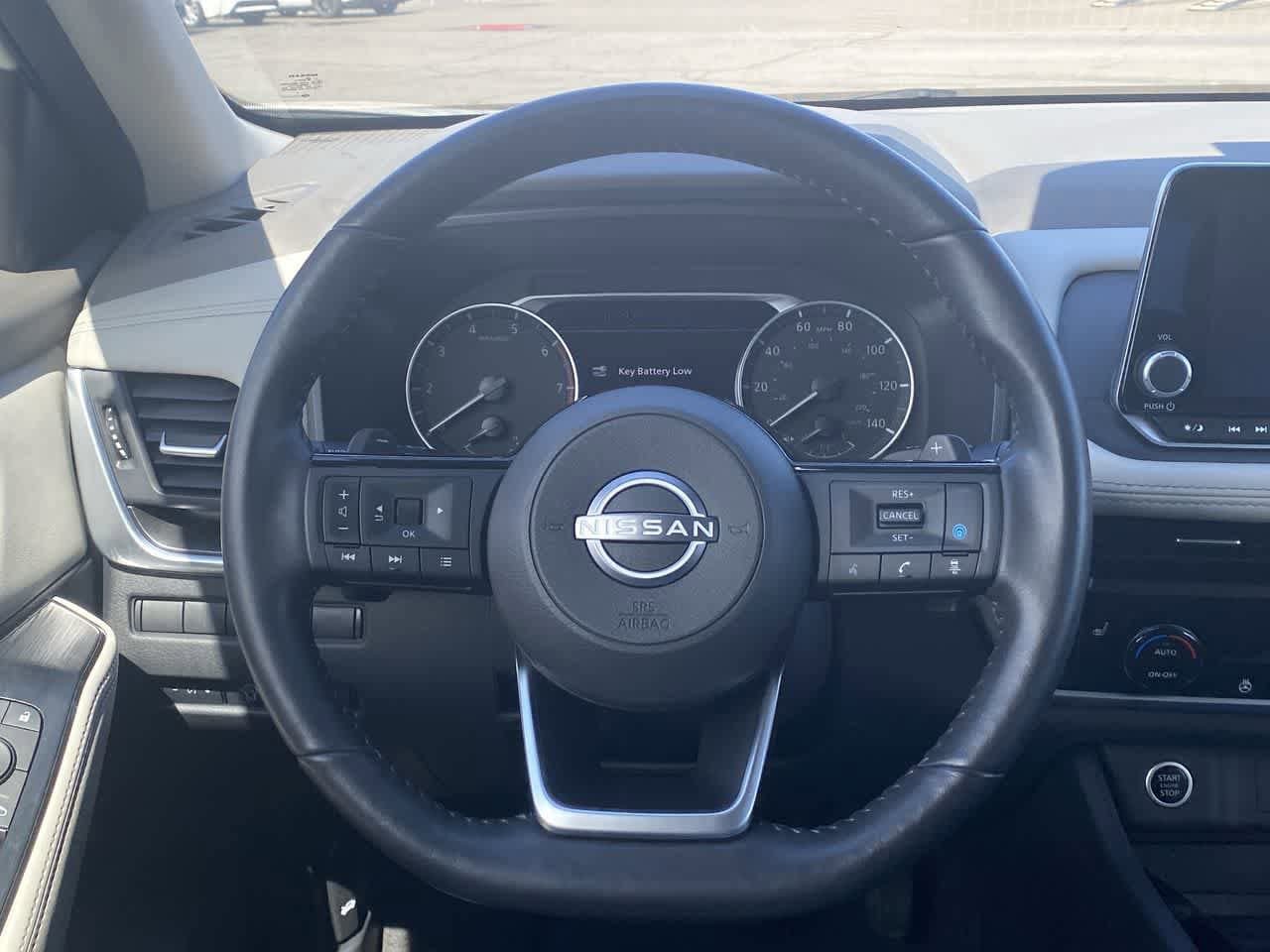 Used 2023 Nissan Rogue SV w/ SV Premium B Package AWD/4WD image 14