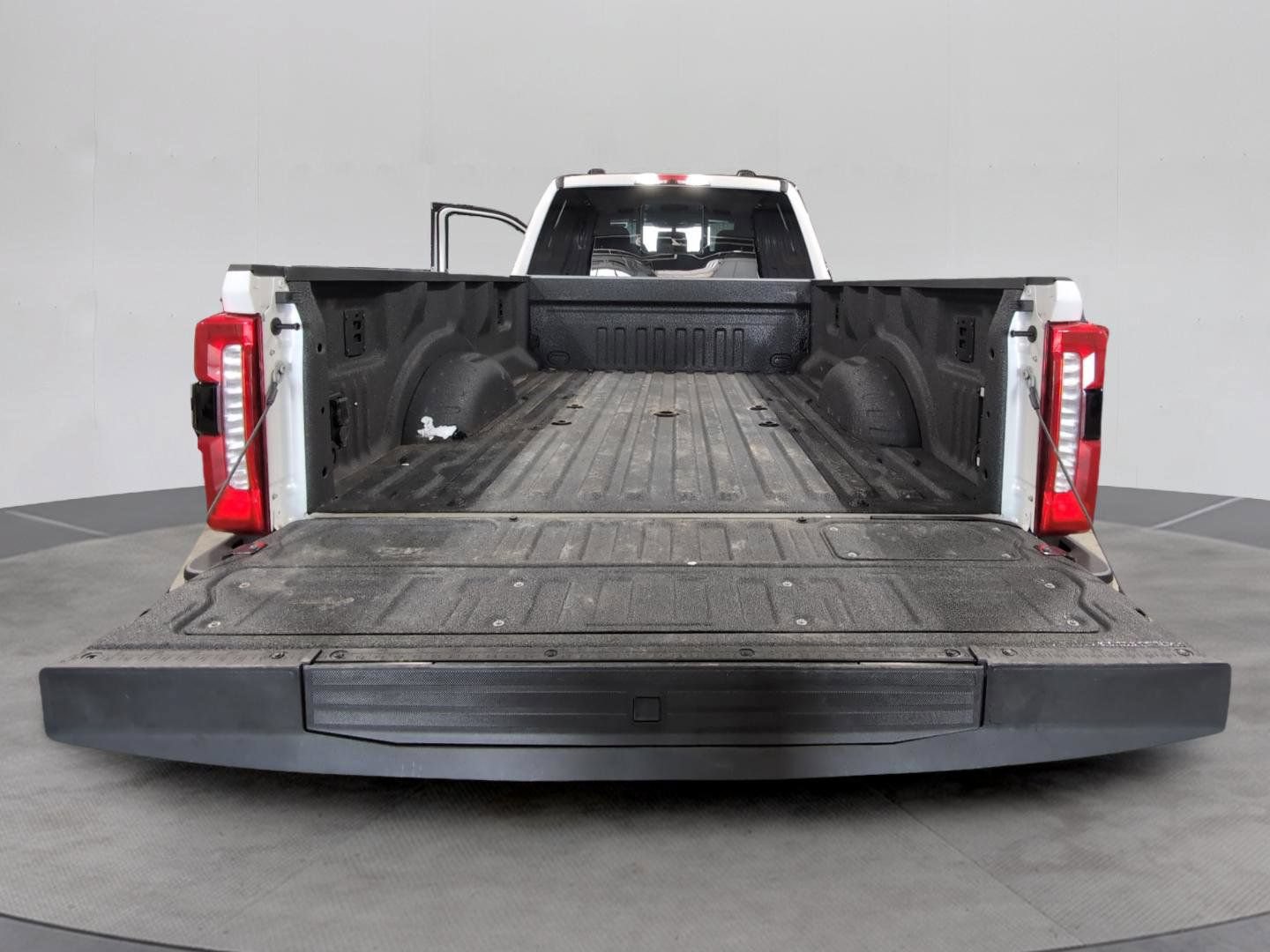 Used 2026 Ford F450 King Ranch w/ FX4 Off-Road Package AWD/4WD image 14