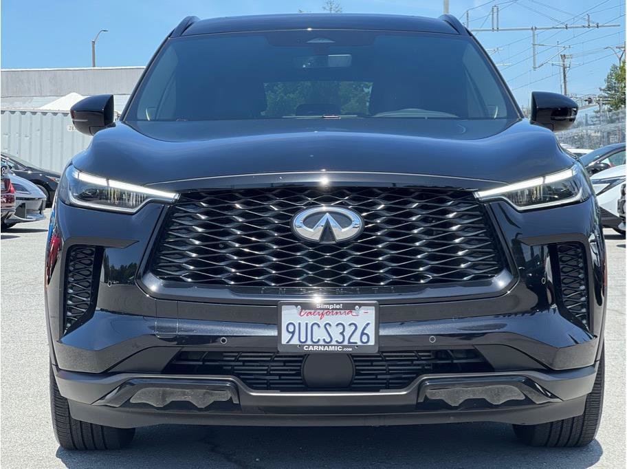 Used 2025 INFINITI QX60 Luxe w/ Black Edition FWD image 2