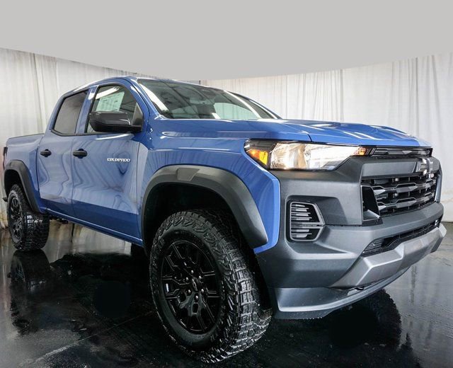 New 2025 Chevrolet Colorado Trail Boss image 2