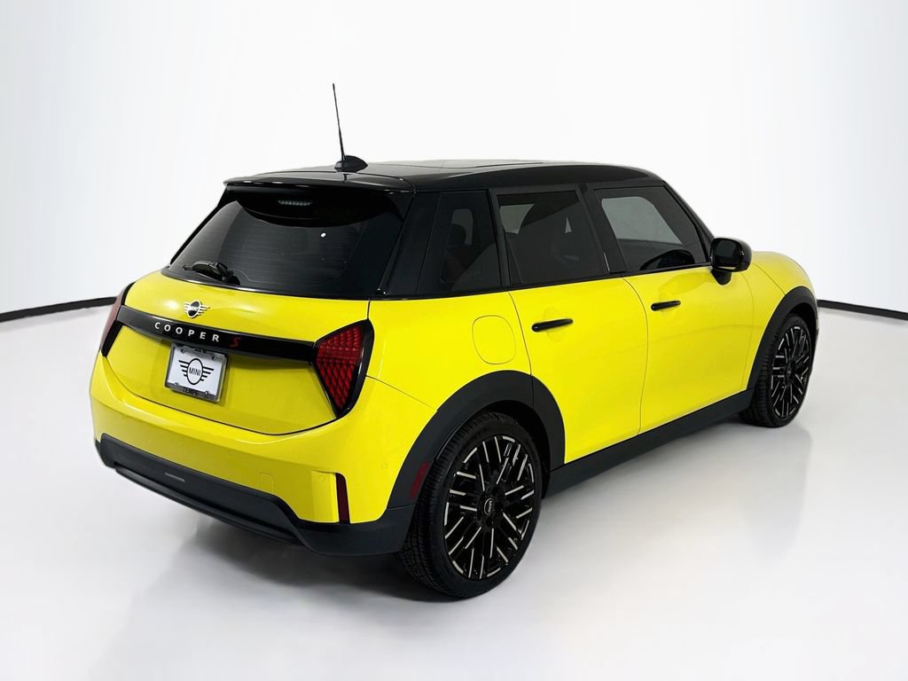 Used 2025 MINI Cooper S FWD image 5