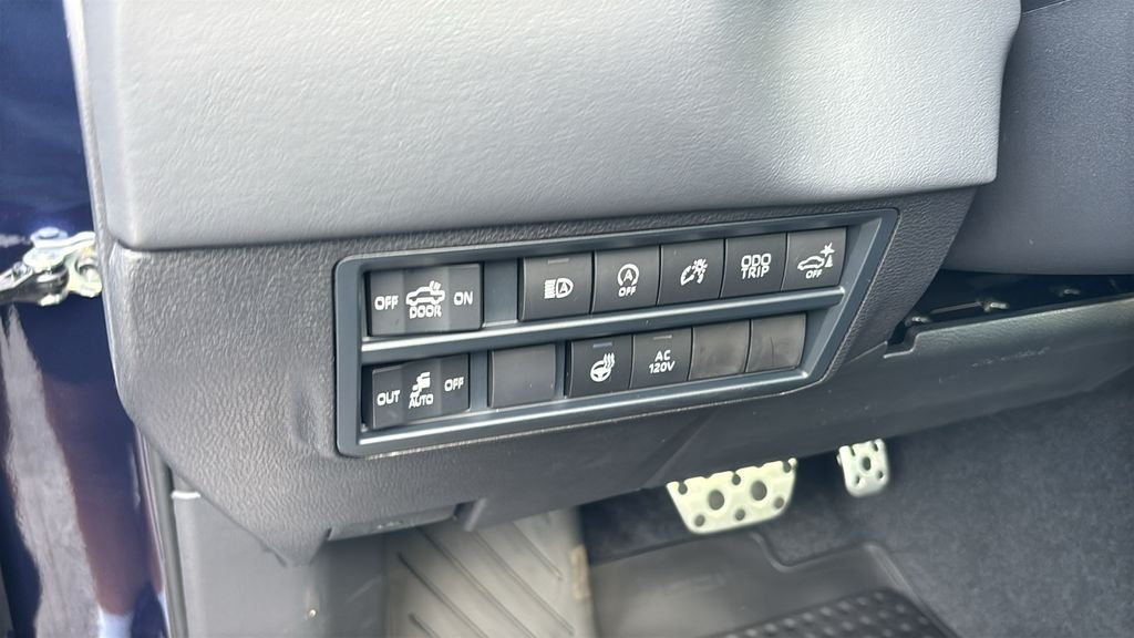 New 2026 Toyota Tundra Platinum w/ TRD Off-Road Package AWD/4WD image 15
